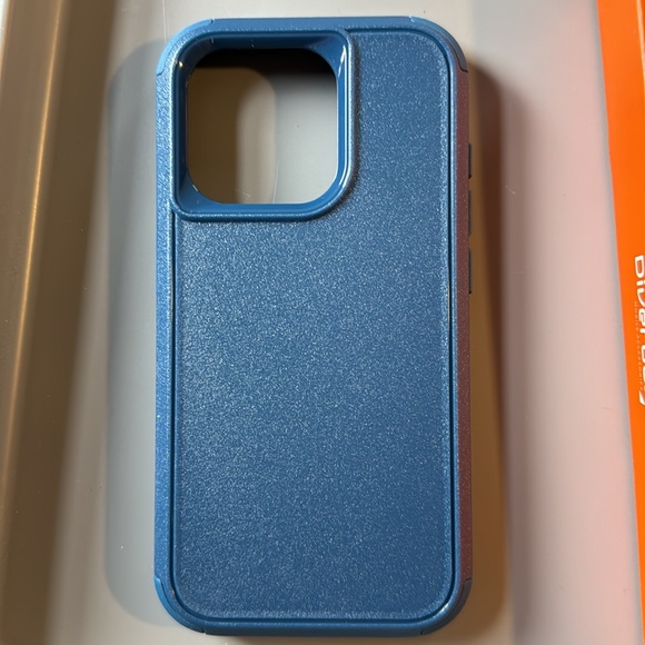 New in box! Diverbox for iPhone 15 case with glass screen protect - Picture 7 of 7